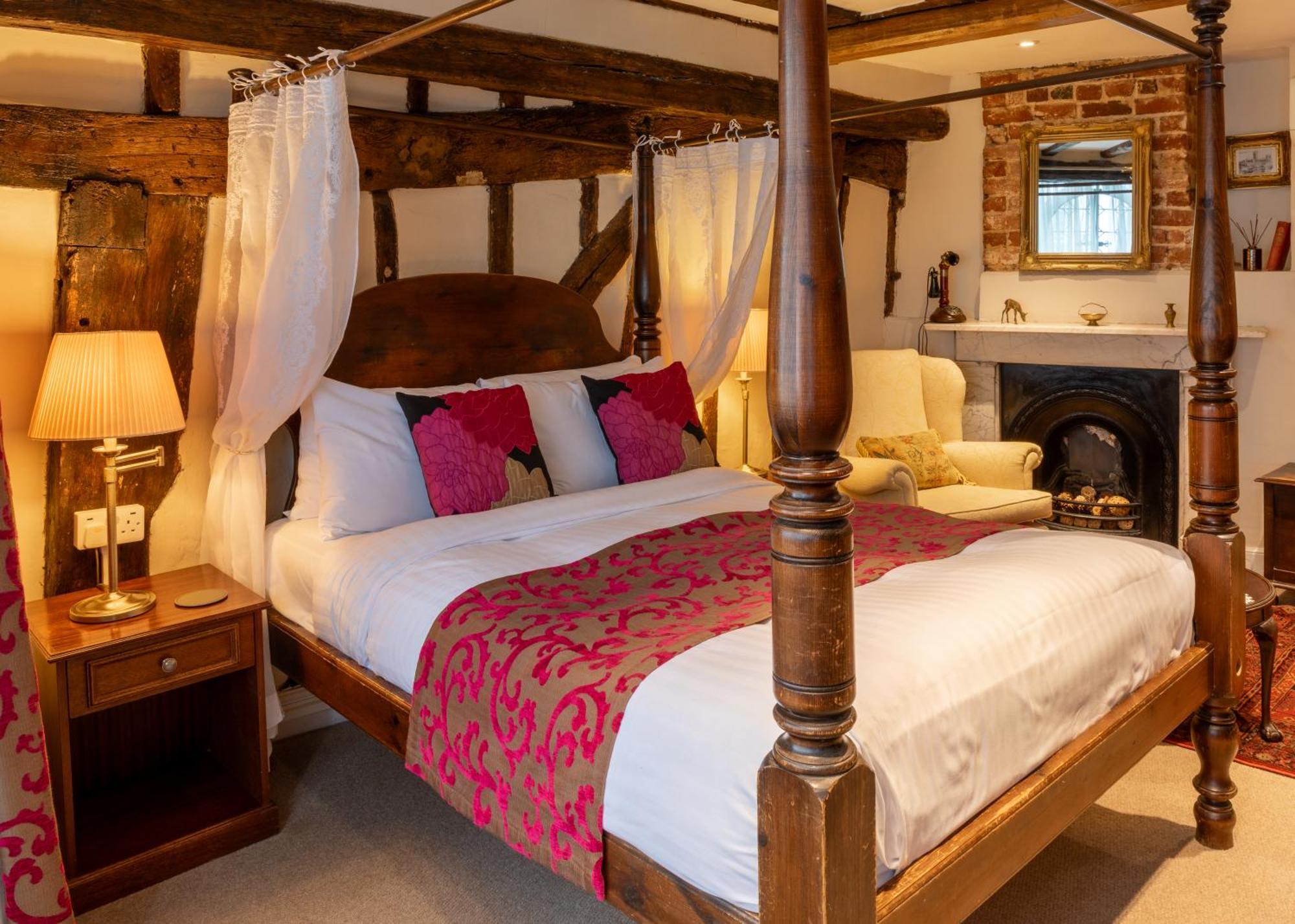 House Of Agnes 4*