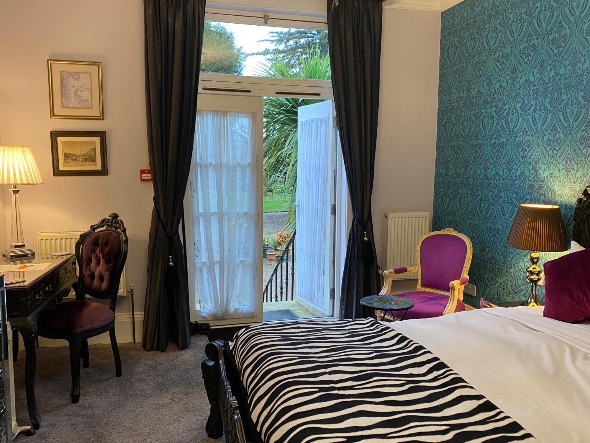 House Of Agnes 4*